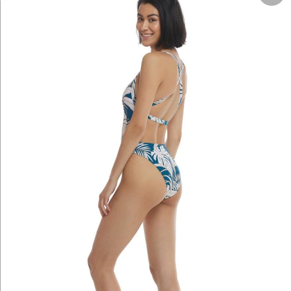 Body Glove One Piece - Picture 3 of 7